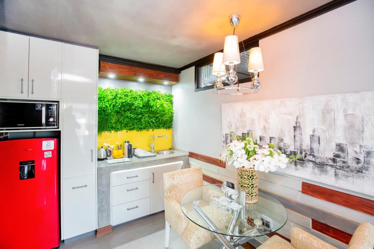 Wilderness Waters Boutique Suites - Adults Only Extérieur photo