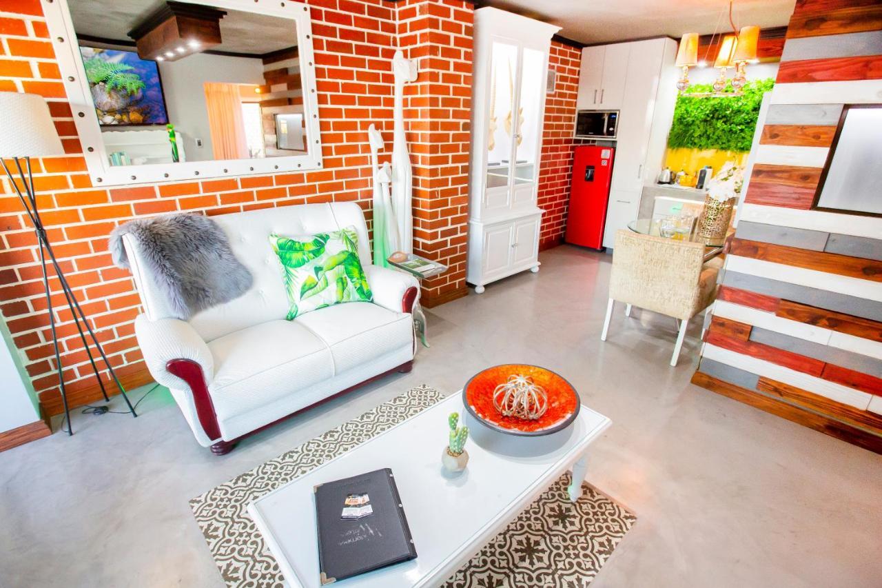 Wilderness Waters Boutique Suites - Adults Only Extérieur photo