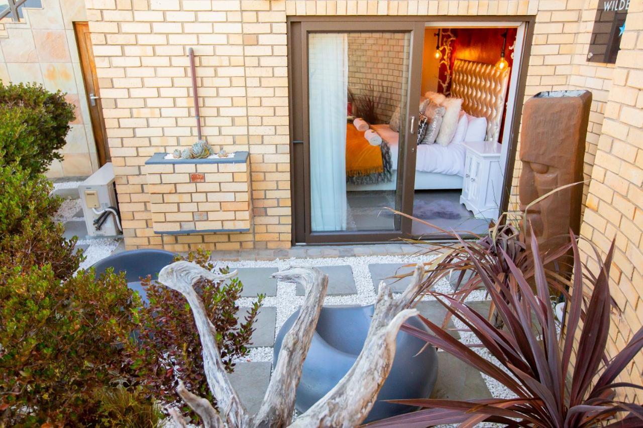 Wilderness Waters Boutique Suites - Adults Only Extérieur photo