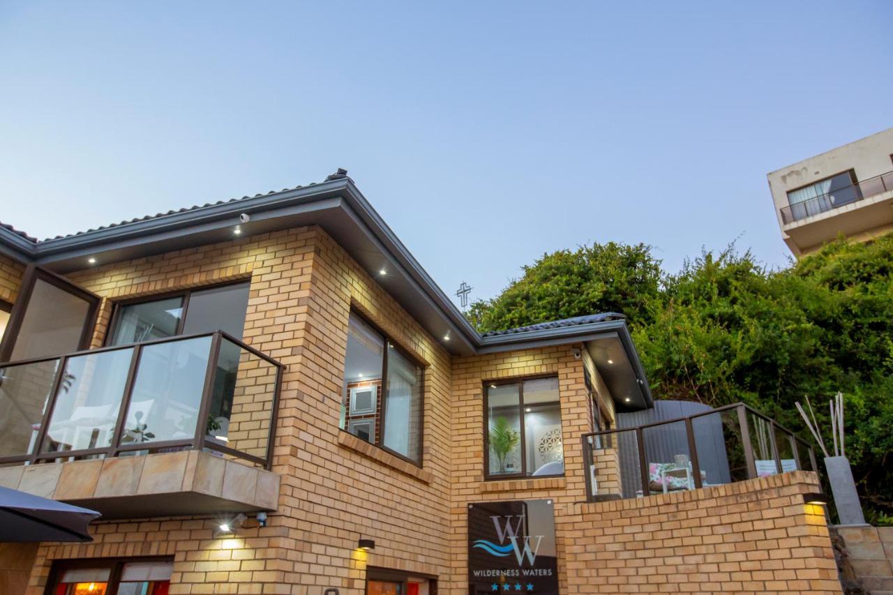 Wilderness Waters Boutique Suites - Adults Only Extérieur photo